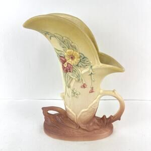 Vintage Hull Art Pottery Wild Flower Cornucopia Vase